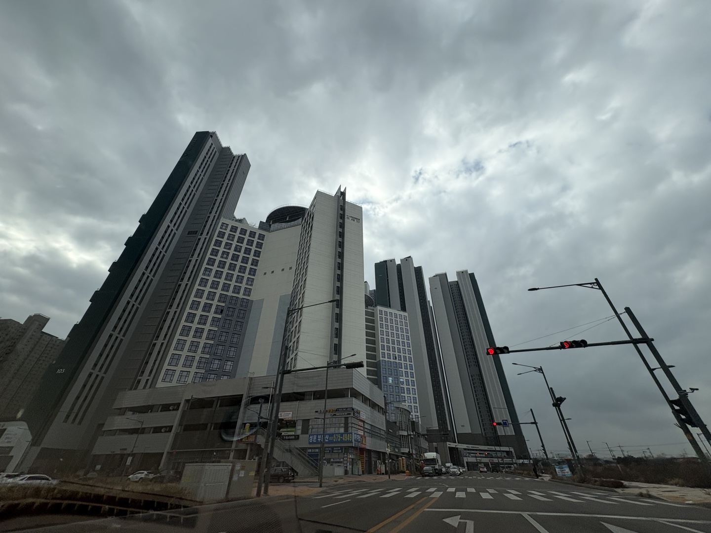 자산 이미지