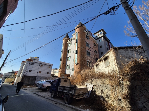경상남도 진주시 봉곡동 25-19 [숙박시설+주차장]